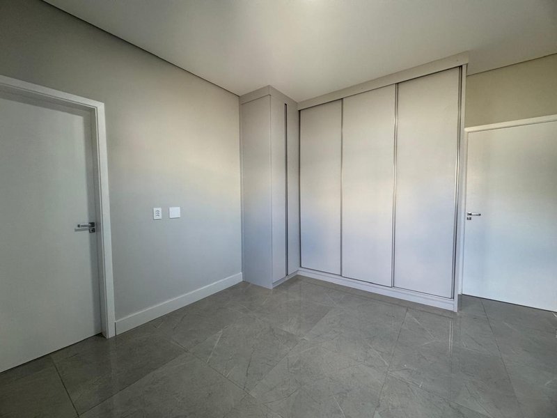 Sobrado Novo à Venda em Condomínio Fechado – Próximo ao Shopping Dom Pedro, Mansões Santo Rua Maria Martins Maia Campinas - 