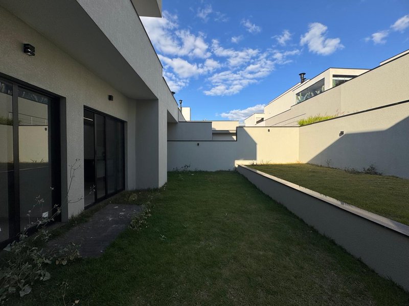 Sobrado Novo à Venda em Condomínio Fechado – Próximo ao Shopping Dom Pedro, Mansões Santo Rua Maria Martins Maia Campinas - 