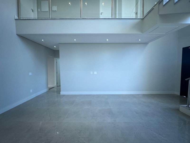 Sobrado Novo à Venda em Condomínio Fechado – Próximo ao Shopping Dom Pedro, Mansões Santo Rua Maria Martins Maia Campinas - 