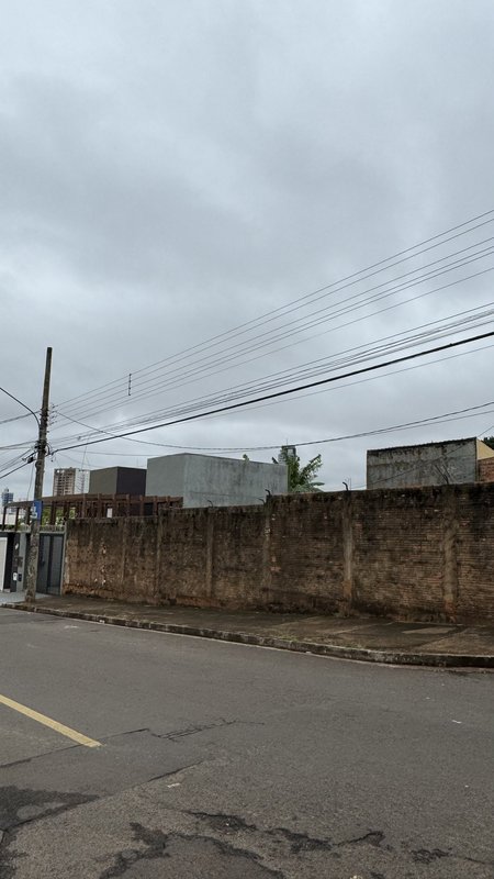 📍Lote de Esquina com 600m² | Localização Nobre e Potencial Incrível! Rua Nelson Figueiredo Júnior Campo Grande - 