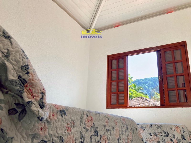 Casa dentro de Condomínio central em Boiçucanga porteira Fechada Estrada do Cascalho São Sebastião - 