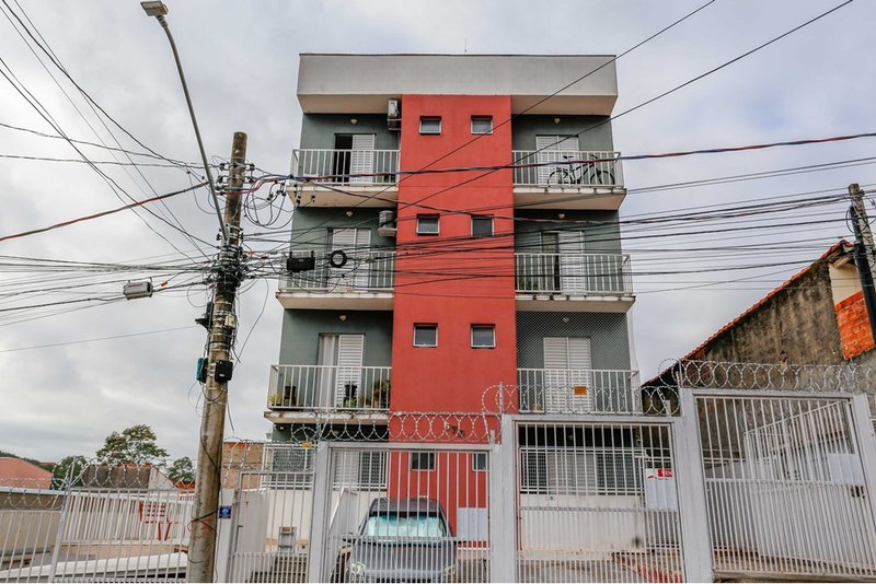Apartamento À VENDA, 75m - R$ 255.000 - 3 dorm. 1 suíte e garden - Jd. Simus - Sorocaba/SP Alameda das Camélias Sorocaba - 