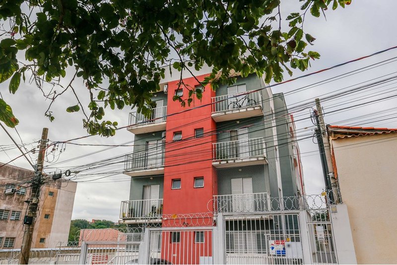 Apartamento À VENDA, 75m - R$ 255.000 - 3 dorm. 1 suíte e garden - Jd. Simus - Sorocaba/SP Alameda das Camélias Sorocaba - 