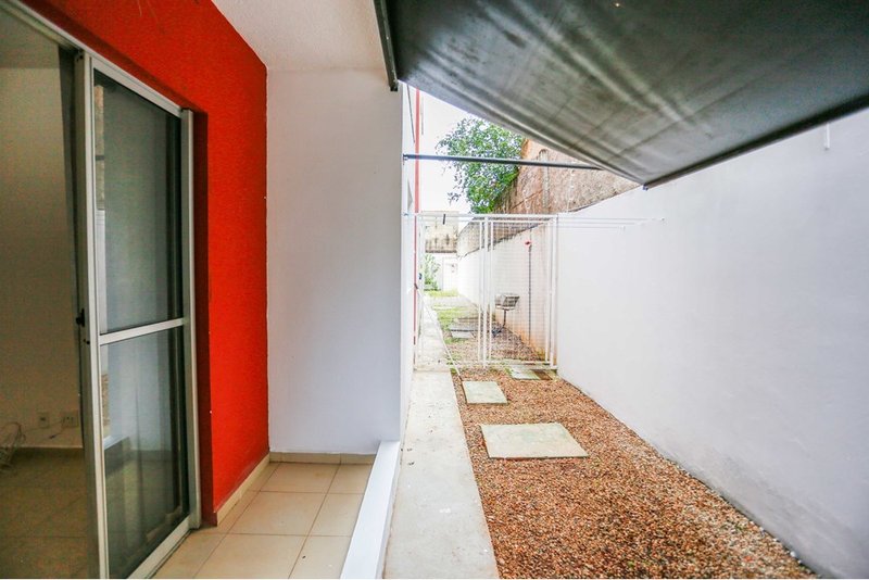 Apartamento À VENDA, 75m - R$ 255.000 - 3 dorm. 1 suíte e garden - Jd. Simus - Sorocaba/SP Alameda das Camélias Sorocaba - 