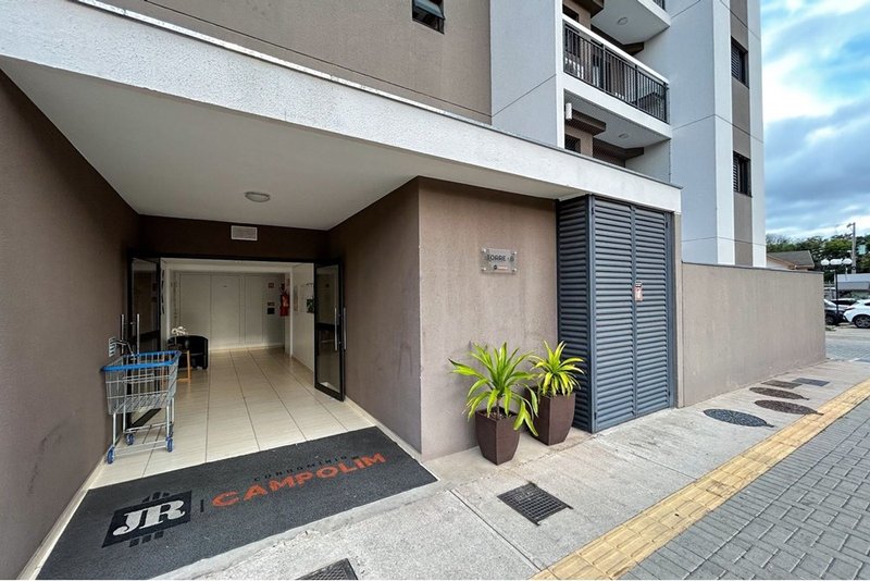 Apartamento à Venda, 64m - 2 Dorm. 1 Suite -  R$ 419.000 - Cond. JR Campolim 1 - Sorocaba Rua Elias Rodrigues Claro Sorocaba - 