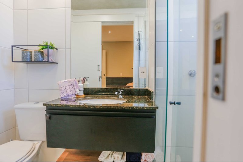 Apartamento à Venda, 64m - 2 Dorm. 1 Suite -  R$ 419.000 - Cond. JR Campolim 1 - Sorocaba Rua Elias Rodrigues Claro Sorocaba - 