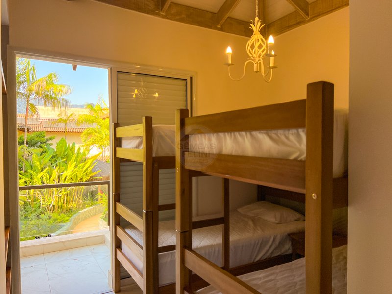Casa aconchegante em Condomínio na Praia de Juquehy - À VENDA - São Sebastião - 