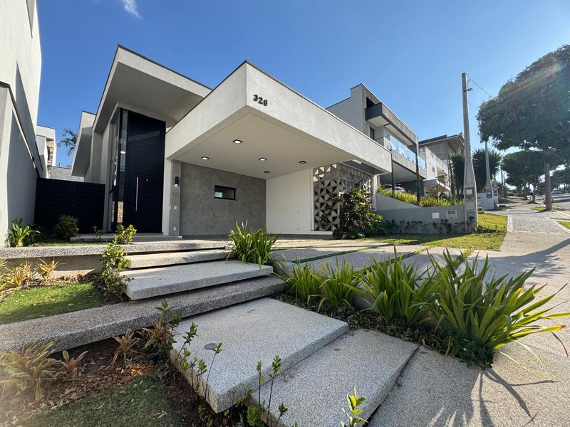 Casa Térrea Moderna – Conforto, Privacidade e Sofisticação em Cada Detalhe Rodovia Anhangüera Campinas - 