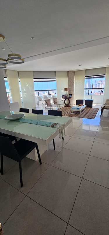 APARTAMENO DECORADO VISTA MAR 4 SUÍTES VARANDA LIVING 3 GARAGENS À VENDA EM ONDINA! Rua Anita Costa Salvador - 