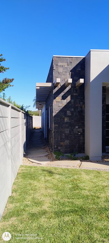 ✔️ Belíssima Casa em Presidente Lucena - Presidente Lucena - 