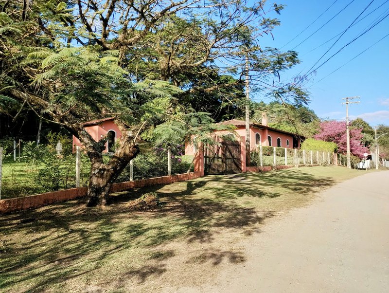 Chácara à venda no condomínio Paraíso de Igaratá - Igaratá - 
