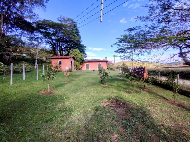 Chácara à venda no condomínio Paraíso de Igaratá - Igaratá - 