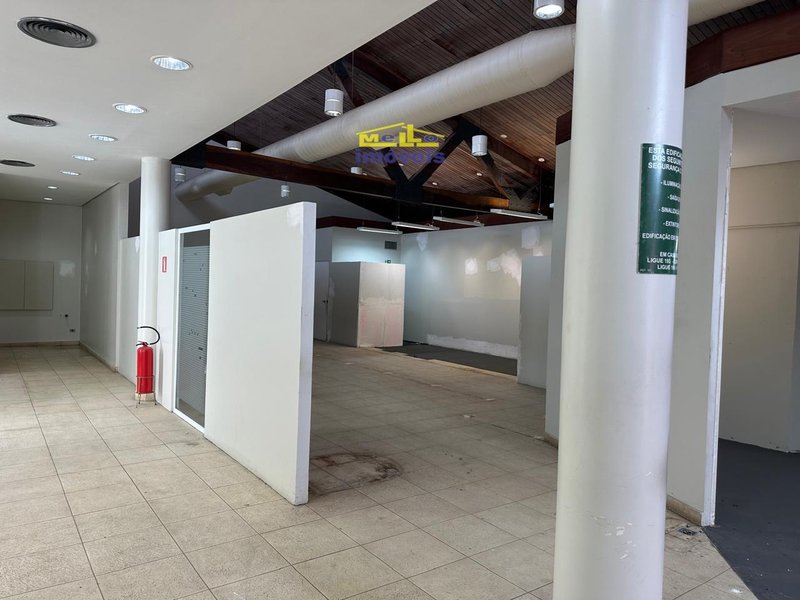 PRÉDIO COMERCIAL NA AVENIDA PRINCIPAL PARA LOCAÇÃO Avenida Walkir Vergani São Sebastião - 