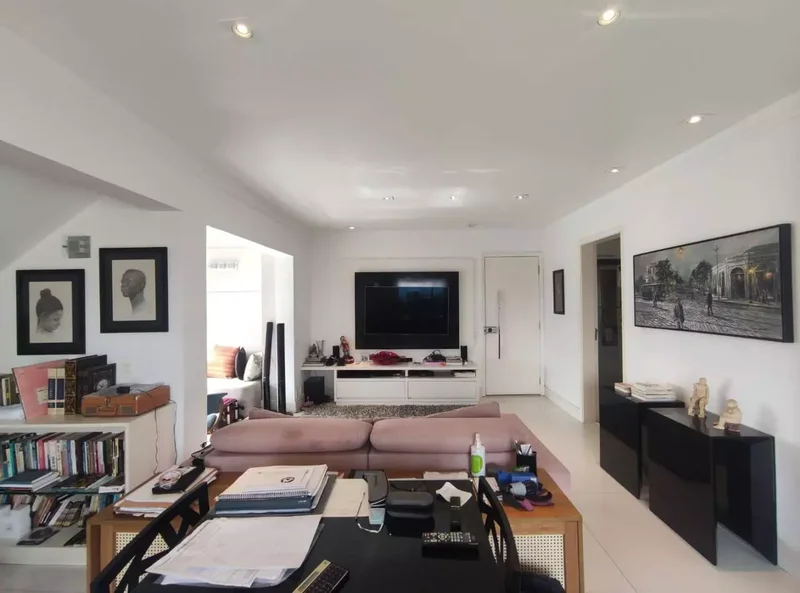 ALUGO OU VENDO COBERTURA – 140M2 – VISTA LIVRE – 3 VAGAS – 2 DORMITÓRIOS Rua Doutor Homem de Melo São Paulo - 