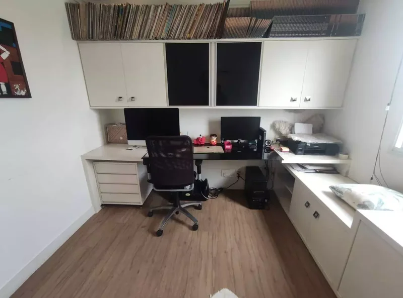 ALUGO OU VENDO COBERTURA – 140M2 – VISTA LIVRE – 3 VAGAS – 2 DORMITÓRIOS Rua Doutor Homem de Melo São Paulo - 