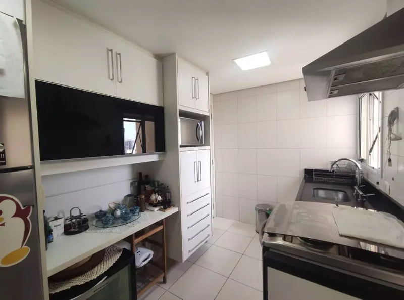 ALUGO OU VENDO COBERTURA – 140M2 – VISTA LIVRE – 3 VAGAS – 2 DORMITÓRIOS Rua Doutor Homem de Melo São Paulo - 