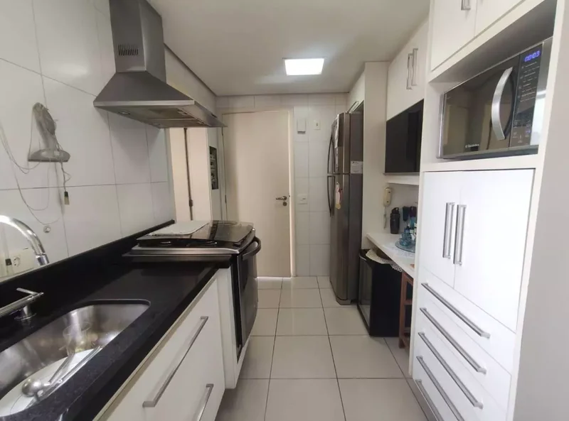 ALUGO OU VENDO COBERTURA – 140M2 – VISTA LIVRE – 3 VAGAS – 2 DORMITÓRIOS Rua Doutor Homem de Melo São Paulo - 