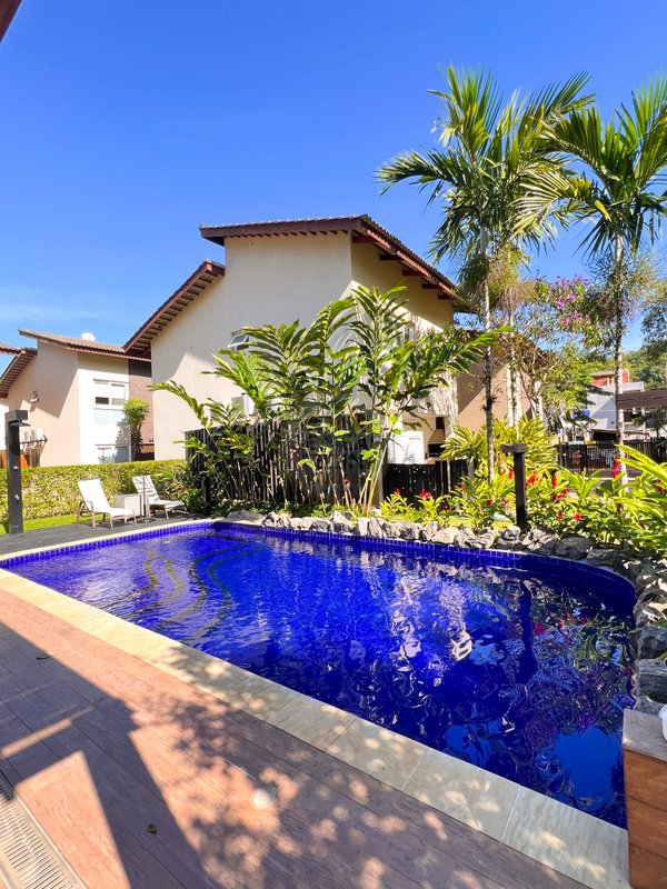 Casa em Condomínio na Praia de Juquehy - LOCAÇÃO ANUAL - São Sebastião - 