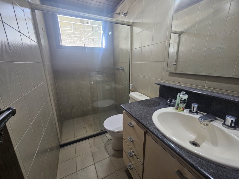 APARTAMENTO VISTA MAR 2 SUÍTES DEPENDÊNCIA COMPLETA 2 GARAGENS À VENDA NA GRAÇA! Rua Humberto de Campos Salvador - 
