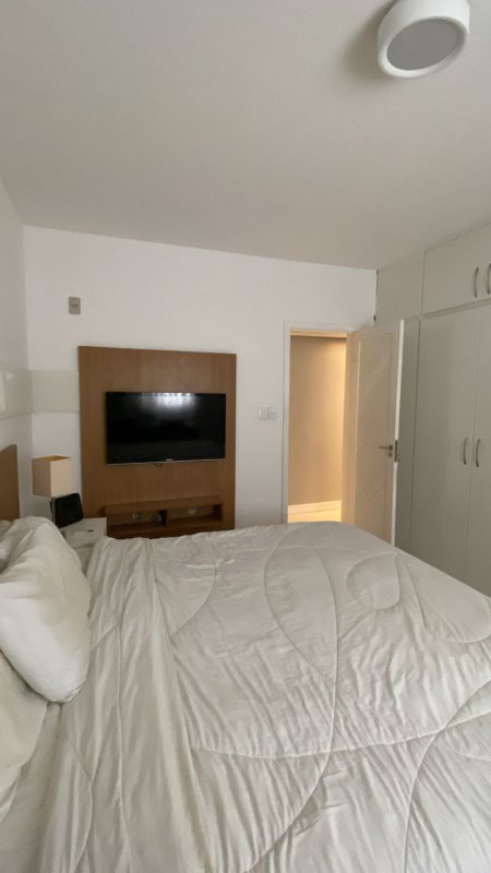 APARTAMENTO NASCENTE 4 QUARTOS SUÍTE VARANDA DEPENDÊNCIA 2 GARAGENS À VENDA NA BARRA! Rua Florianópolis Salvador - 