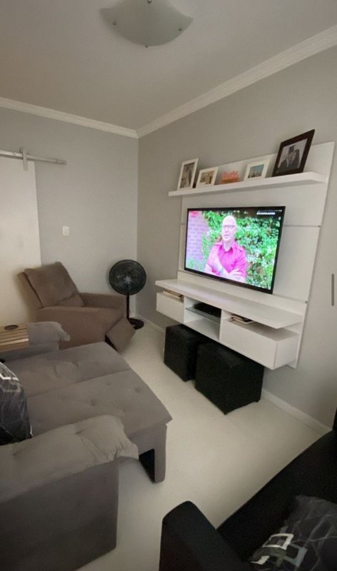 APARTAMENTO NASCENTE 4 QUARTOS SUÍTE VARANDA DEPENDÊNCIA 2 GARAGENS À VENDA NA BARRA! Rua Florianópolis Salvador - 