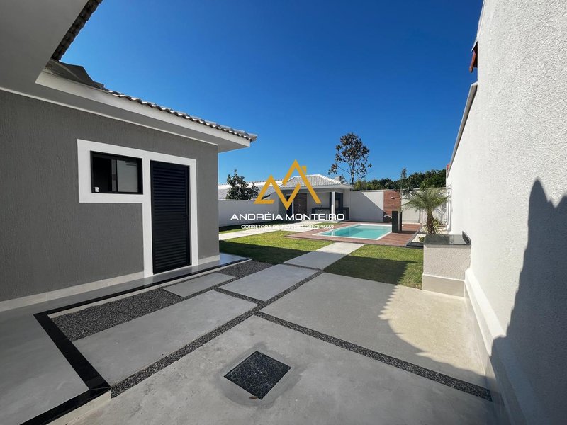 Casa com 3 dormitórios à venda, 134m² por R$850.000,00 - Jd. Atlântico Leste (Itaipuaçu) - Maricá - 