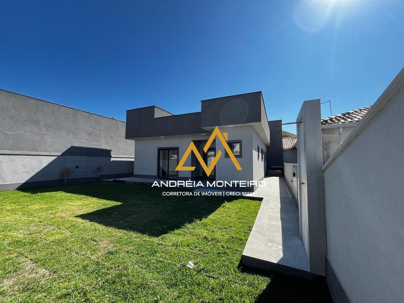 Casa em Condomínio com 3 Quartos, à venda por R$ 910.000 - Cajueiros (Itaipuaçu) - Maricá - Maricá - 