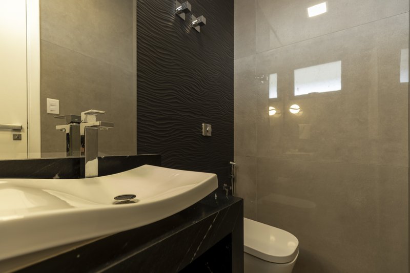 Casa à Venda Condomínio Alphaville III - Ribeirão Preto/SP Rua Luiz Zaccaro Netto Ribeirão Preto - 