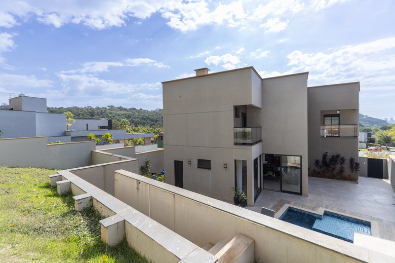 Casa à Venda Condomínio Alphaville III - Ribeirão Preto/SP Rua Luiz Zaccaro Netto Ribeirão Preto - 