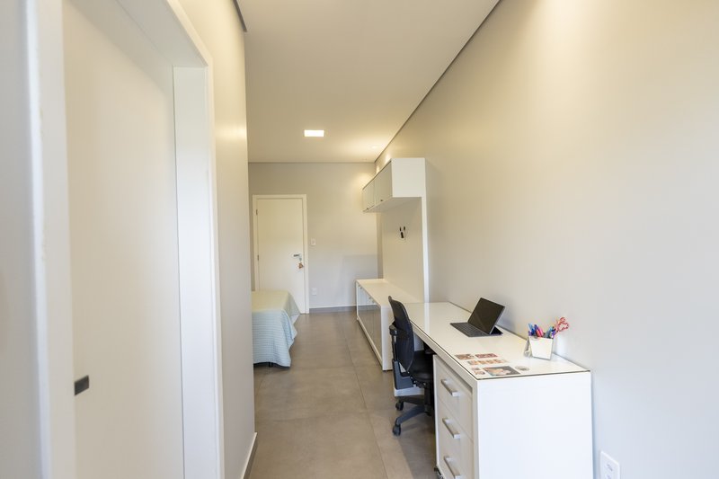 Casa à Venda Condomínio Alphaville III - Ribeirão Preto/SP Rua Luiz Zaccaro Netto Ribeirão Preto - 