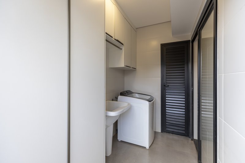 Casa à Venda Condomínio Alphaville III - Ribeirão Preto/SP Rua Luiz Zaccaro Netto Ribeirão Preto - 