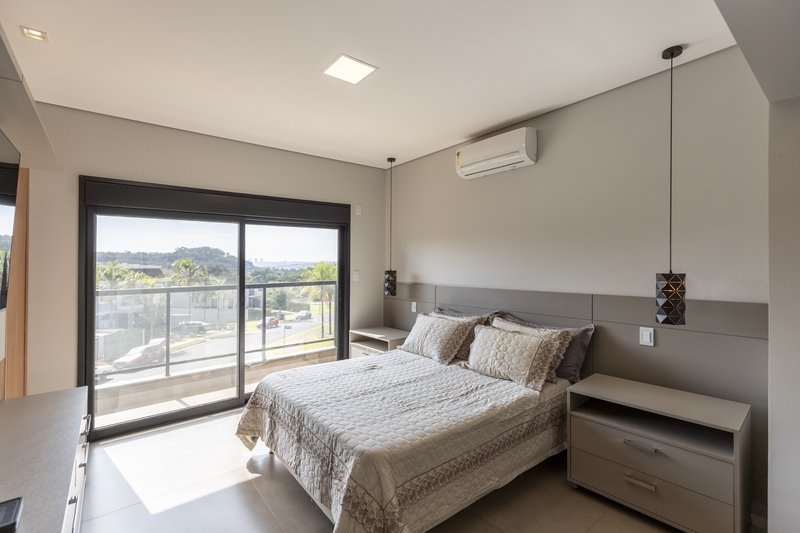 Casa à Venda Condomínio Alphaville III - Ribeirão Preto/SP Rua Luiz Zaccaro Netto Ribeirão Preto - 