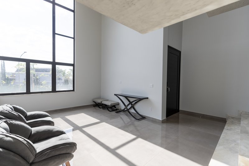 Casa à Venda Condomínio Alphaville III - Ribeirão Preto/SP Rua Luiz Zaccaro Netto Ribeirão Preto - 