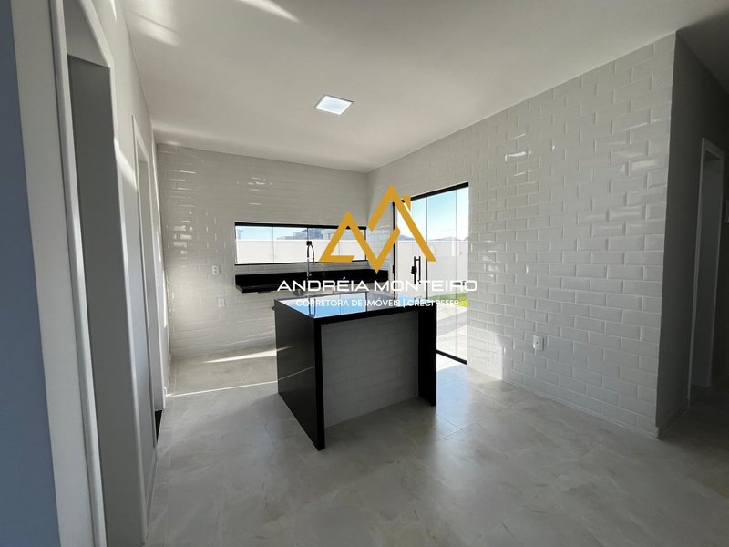 Casa com 3 dormitórios à venda, 140m² por R$895.000 - Cajueiros (Itaipuaçu) - Maricá/RJ - Maricá - 