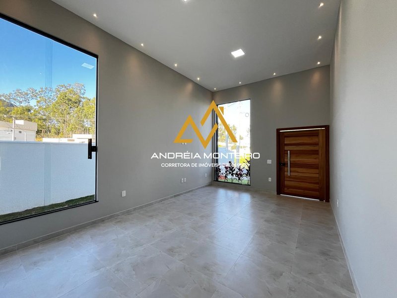 Casa com 3 dormitórios à venda, 140m² por R$895.000 - Cajueiros (Itaipuaçu) - Maricá/RJ - Maricá - 