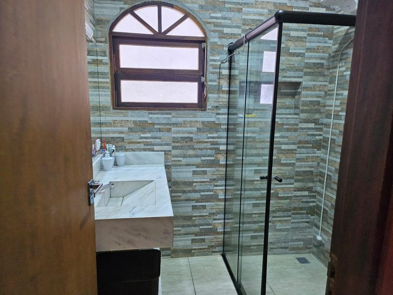 🏡 Oferta imperdível desta linda casa! - Caraguatatuba - 
