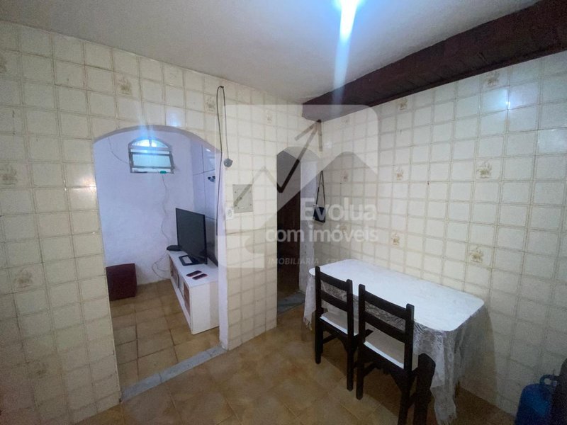Casa à Venda em Itapuã – Próxima à Lagoa do Abaeté 3 Quartos | 2 Suítes - Salvador - 