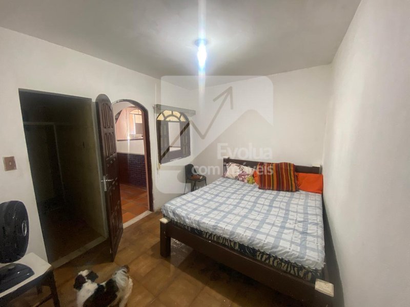 Casa à Venda em Itapuã – Próxima à Lagoa do Abaeté 3 Quartos | 2 Suítes - Salvador - 