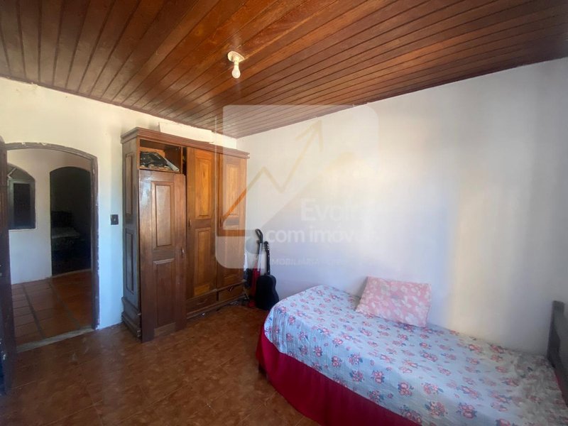 Casa à Venda em Itapuã – Próxima à Lagoa do Abaeté 3 Quartos | 2 Suítes - Salvador - 