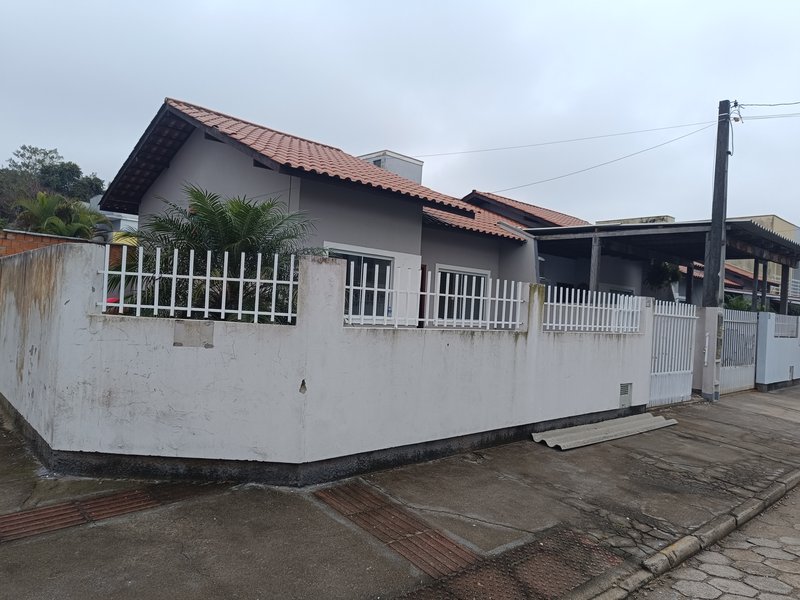 Casa de alvenaria  bairro XV de Novembro Tijucas SC rua Senador Alexandre Batistotti Tijucas - 