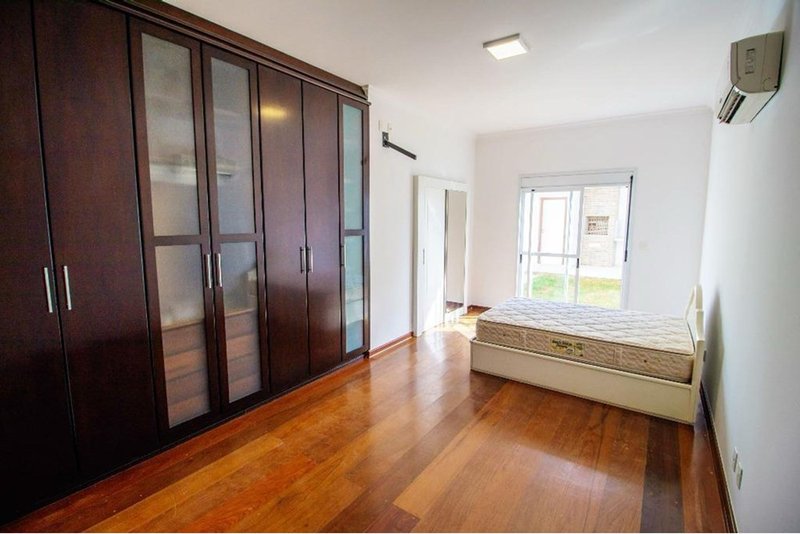 Casa à Venda, 419m, R$ 2.790.000 - 3 Suítes -  Condomínio Lago da Boa Vista, Sorocaba/SP Rua José Sforcin Sorocaba - 