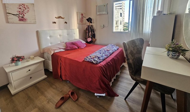 APARTAMENTO 4 QUARTOS 2 SUÍTES NASCENTE DEPENDÊNCIA 2 GARAGENS ACADEMIA À VENDA NA PITUBA Rua Território do Guaporé Salvador - 