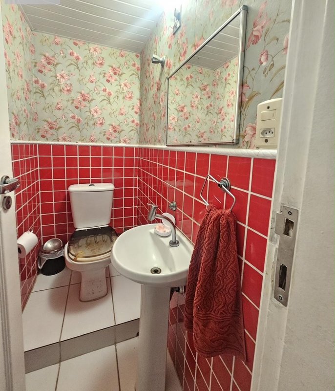APARTAMENTO 4 QUARTOS 2 SUÍTES NASCENTE DEPENDÊNCIA 2 GARAGENS ACADEMIA À VENDA NA PITUBA Rua Território do Guaporé Salvador - 