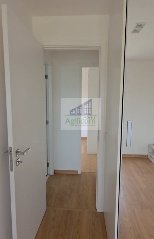 APARTAMENTO À VENDA EM CAMPO BELO COM 2 DORMITÓRIOS SENDO 1 SUÍTE E 2 VAGAS DE GARAGEM Rua Antônio de Macedo Soares São Paulo - 