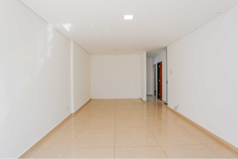 Casa à VENDA - R$ 355k-Jardim Piazza Di Roma II - 2 quartos, quintal-edícula - Sorocaba/SP Rua Elisabeth Saydel Fogaça Sorocaba - 