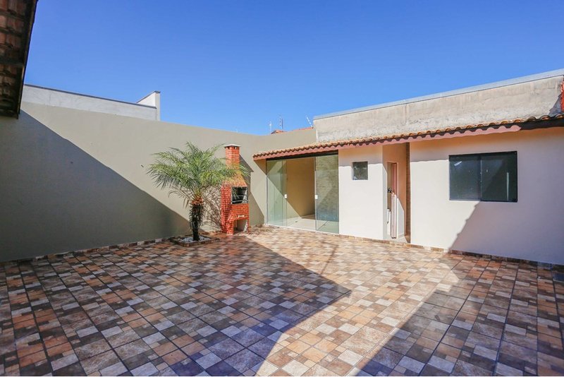 Casa à VENDA - R$ 355k-Jardim Piazza Di Roma II - 2 quartos, quintal-edícula - Sorocaba/SP Rua Elisabeth Saydel Fogaça Sorocaba - 