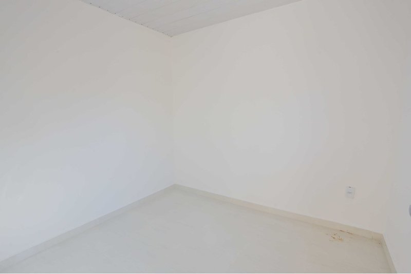 Casa à VENDA - R$ 355k-Jardim Piazza Di Roma II - 2 quartos, quintal-edícula - Sorocaba/SP Rua Elisabeth Saydel Fogaça Sorocaba - 