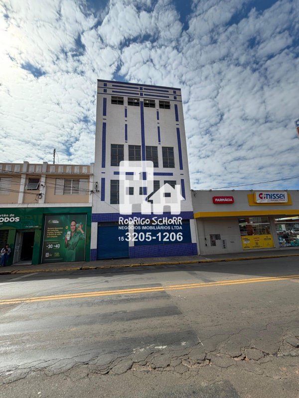 PRÉDIO COMERCIAL PARA VENDA OU LOCAÇÃO – CENTRO DE TATUÍ/SP 🏢  📍Ao lado do BURGER KING - Tatuí - 