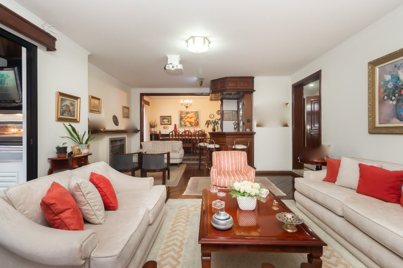 Apartmento 230m² em Santana 3 suítes 4 vagas Rua Pedro Doll São Paulo - 