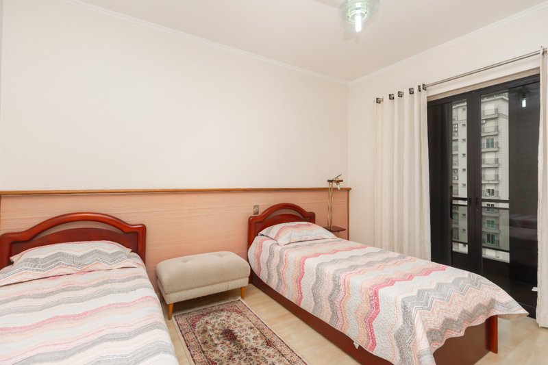 Apartmento 230m² em Santana 3 suítes 4 vagas Rua Pedro Doll São Paulo - 